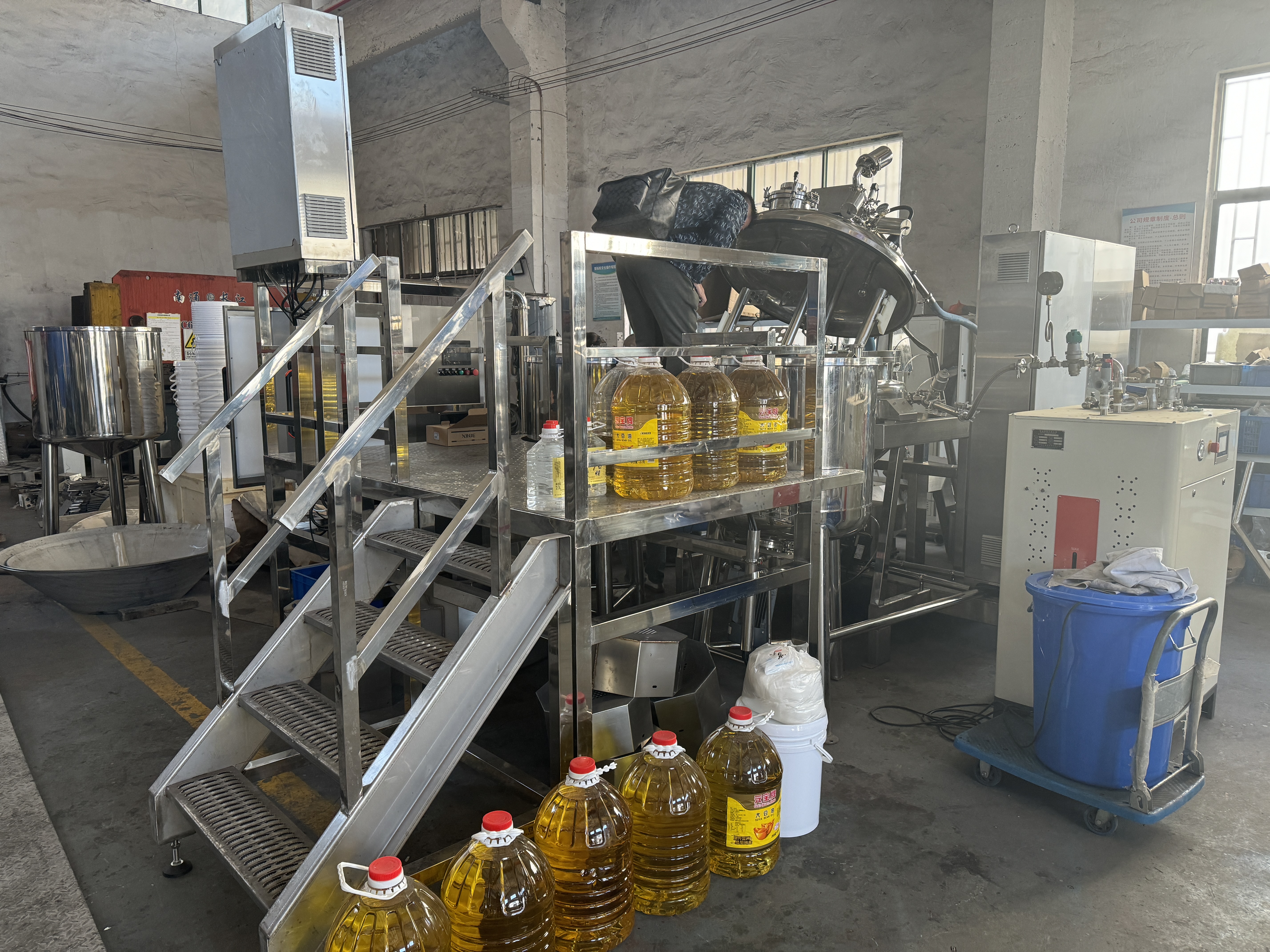 Indonesia Partner Came Inspect Our Factory for Mayonnaise Making Machine